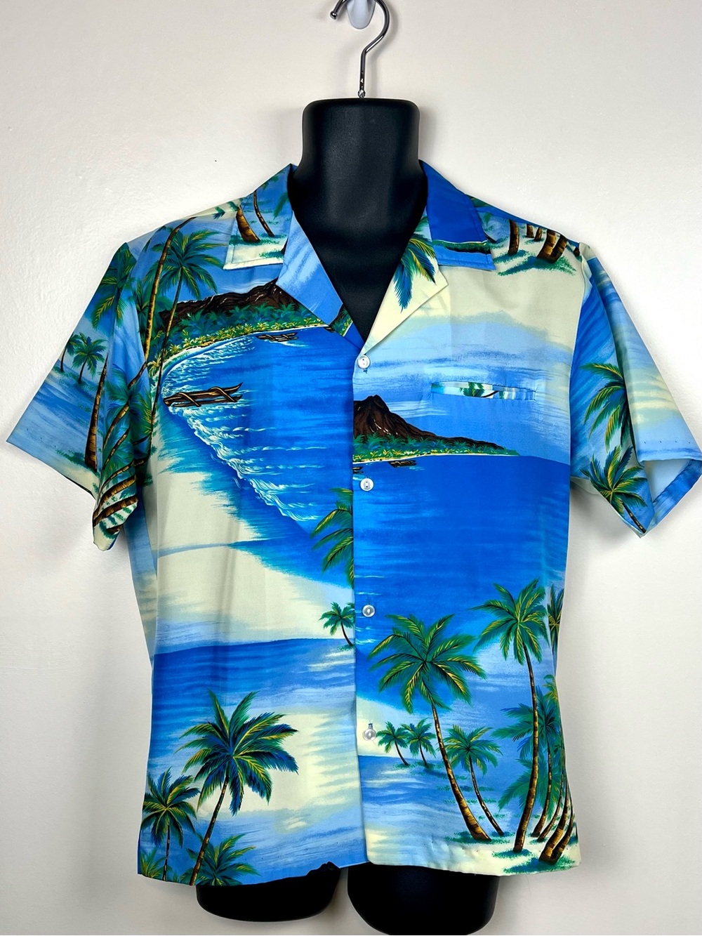 VIntage Kai Nani Aloha Shirt Made in Hawaii Medium